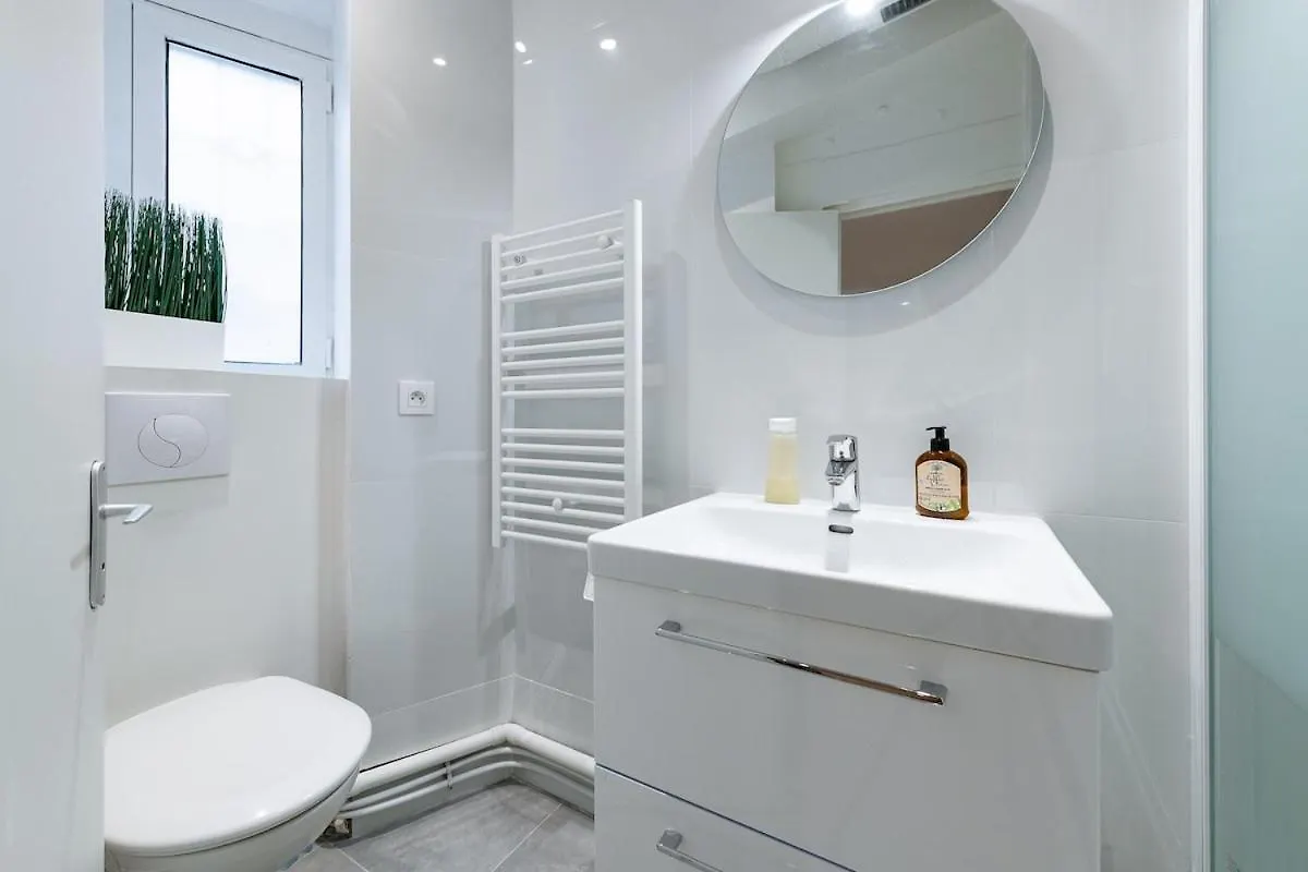 Avenue Breteuil Family - 11 Pers - Unique - Cosy Apartment Paris 0*,