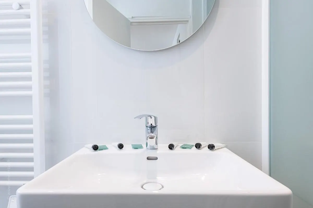 Avenue Breteuil Family - 11 Pers - Unique - Cosy Apartment Paris