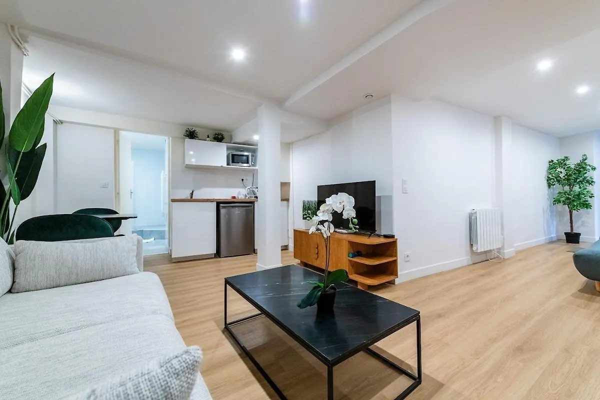 Appartamento Avenue Breteuil Family - 11 Pers - Unique - Cosy Parigi Francia