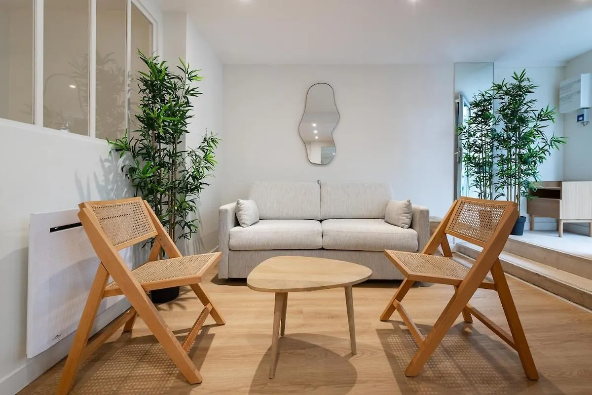 Appartamento Avenue Breteuil Family - 11 Pers - Unique - Cosy Parigi