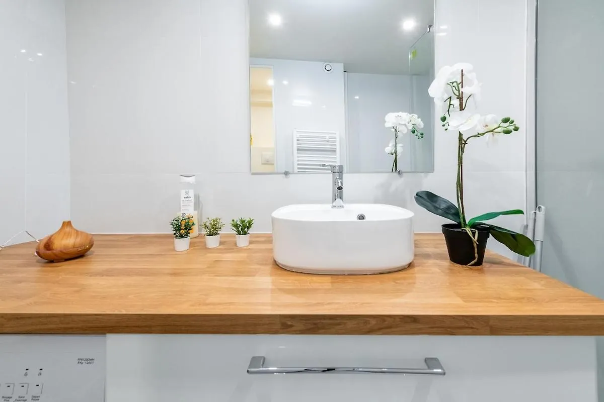 Appartamento Avenue Breteuil Family - 11 Pers - Unique - Cosy Parigi