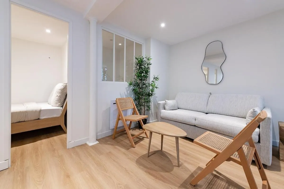 Appartamento Avenue Breteuil Family - 11 Pers - Unique - Cosy Parigi